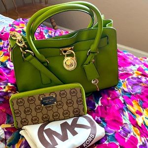 Michael Kors Hamilton Handbag with wallet